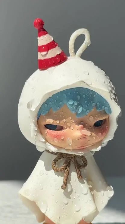 Sunny Doll Hirono collectible product photo