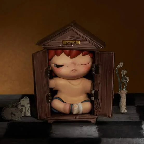 Hirono Shelter Hirono collectible product photo