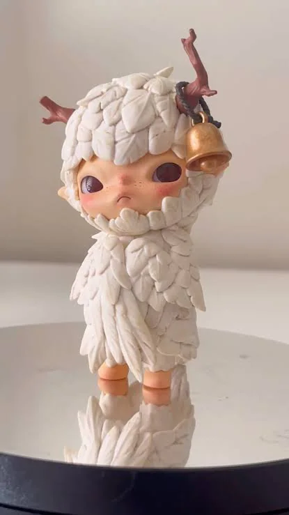 Birdy Hirono collectible product photo